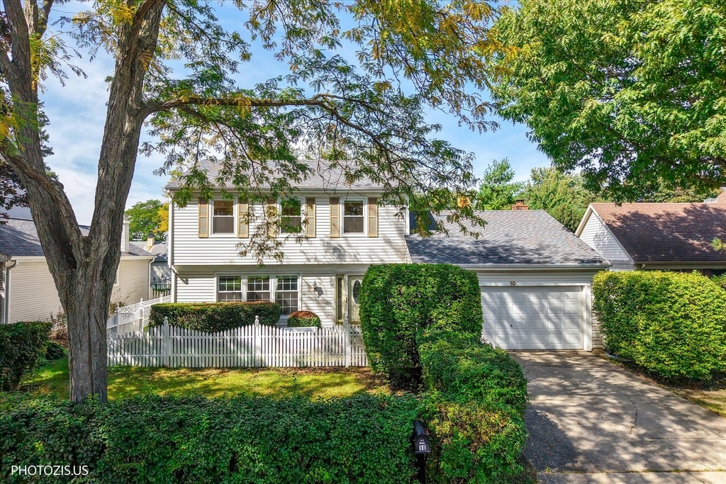 10 Mayflower Road - Photo 1