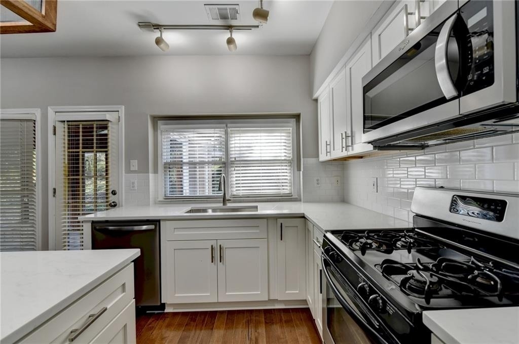 7470 Brookwood Way - Photo 19