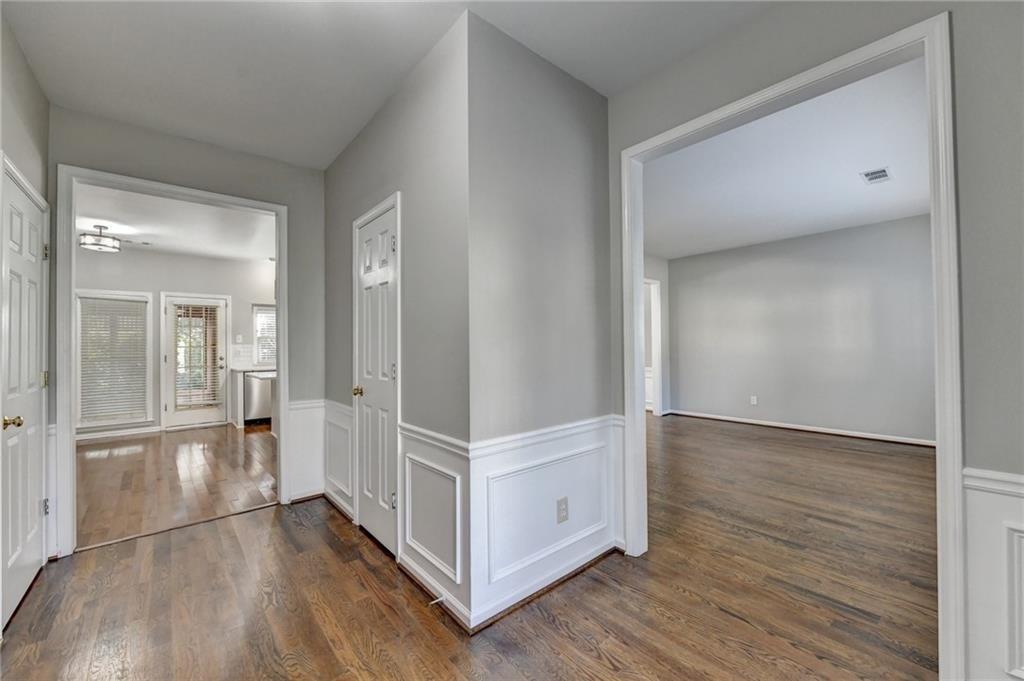 7470 Brookwood Way - Photo 3