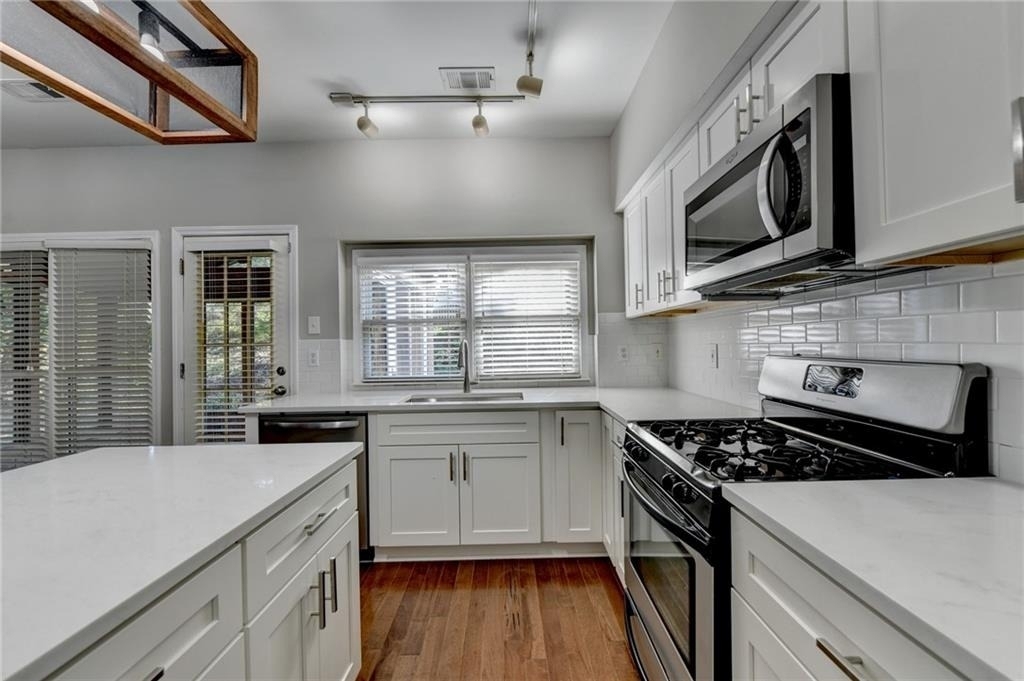 7470 Brookwood Way - Photo 13