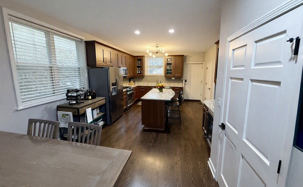 1635 W Beach Avenue - Photo 3