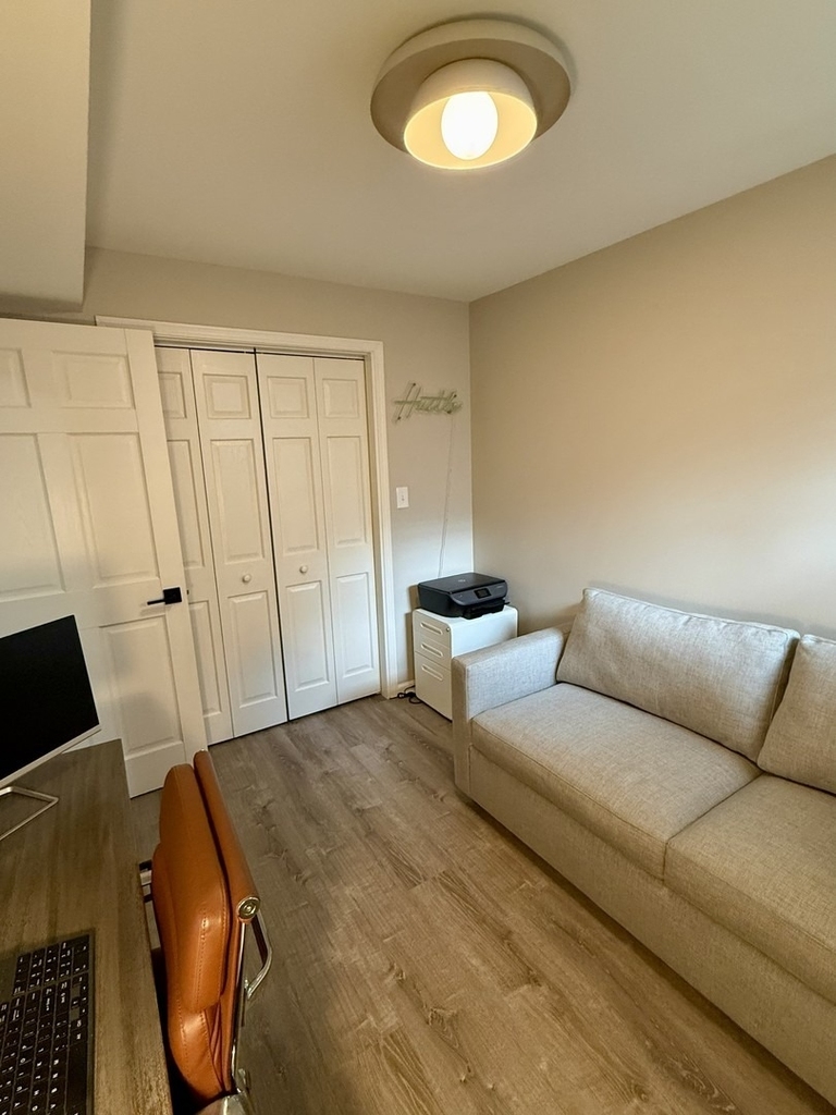 1635 W Beach Avenue - Photo 13
