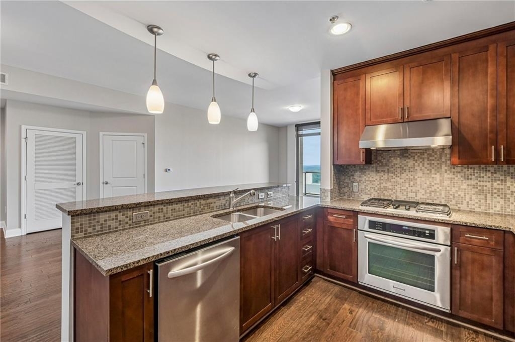 270 17th Street Nw - Photo 10