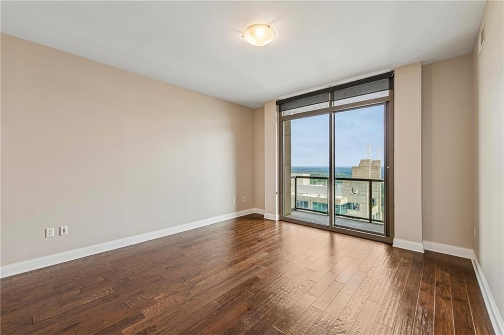 270 17th Street Nw - Photo 6