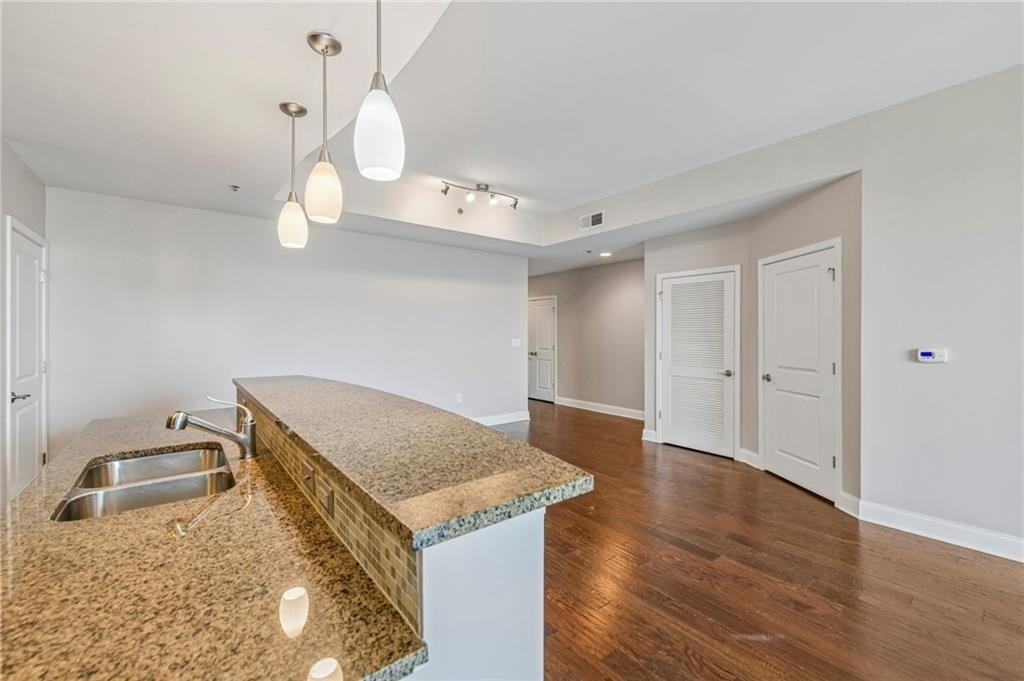 270 17th Street Nw - Photo 9