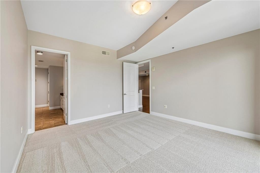 270 17th Street Nw - Photo 14