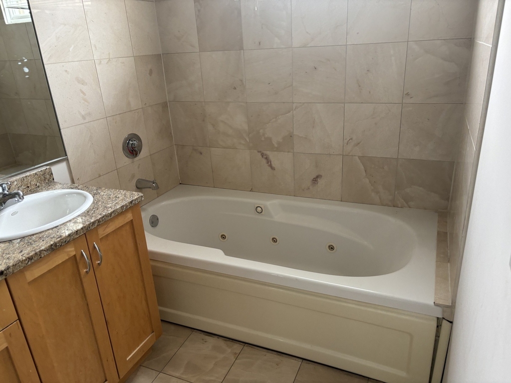 1920 W North Avenue - Photo 9