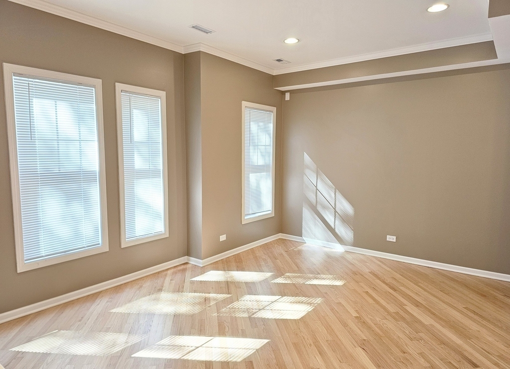 1310 W Fletcher Street - Photo 10