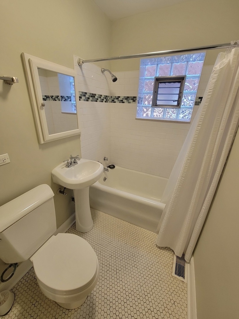 1624 Washington Street - Photo 16