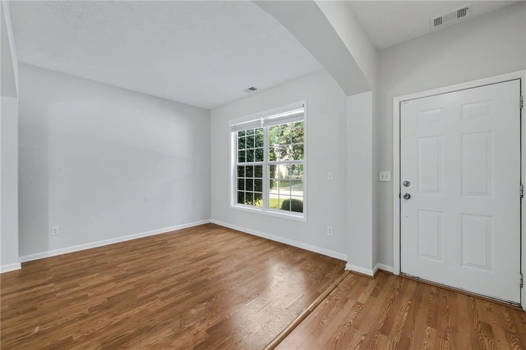 290 Clairidge Lane - Photo 3