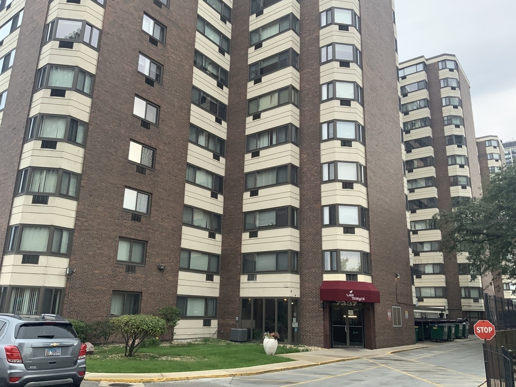 7337 S South Shore Drive - Photo 1