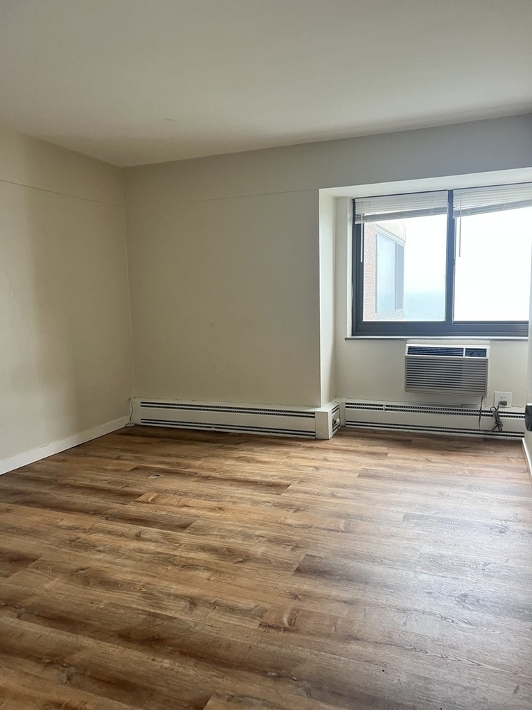 7337 S South Shore Drive - Photo 8