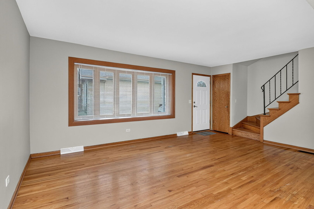 517 Barnsdale Road - Photo 1