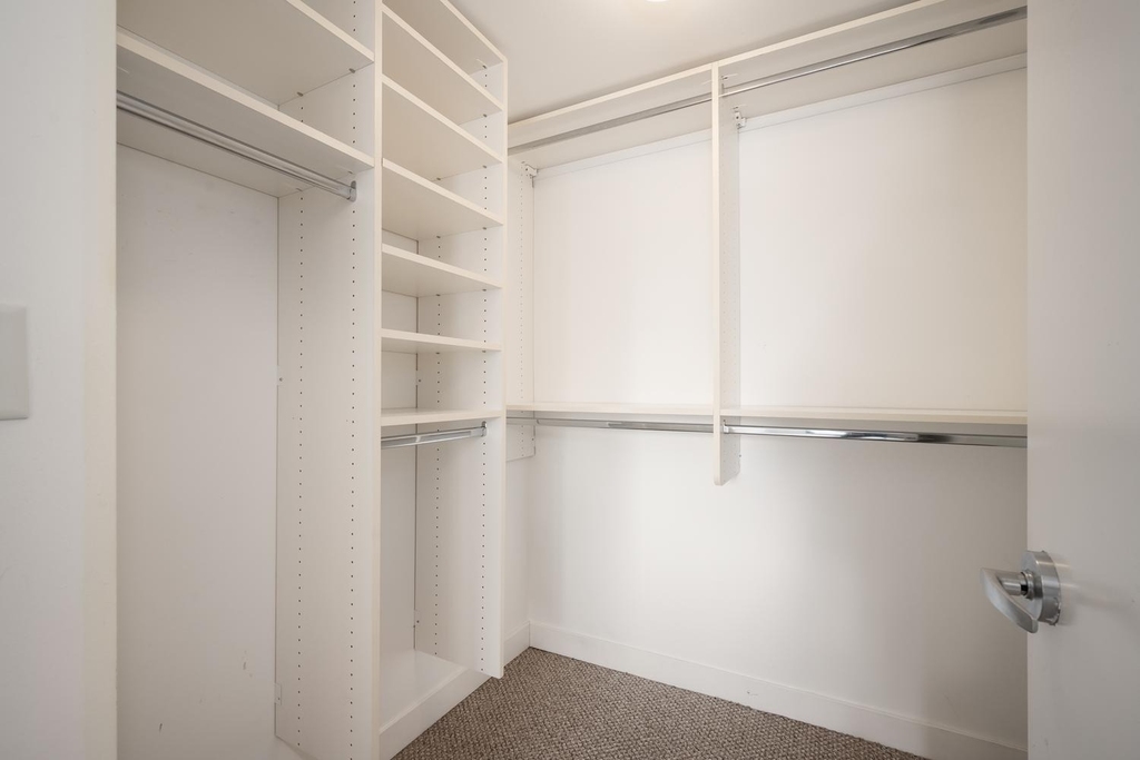 130 N Garland Court - Photo 18