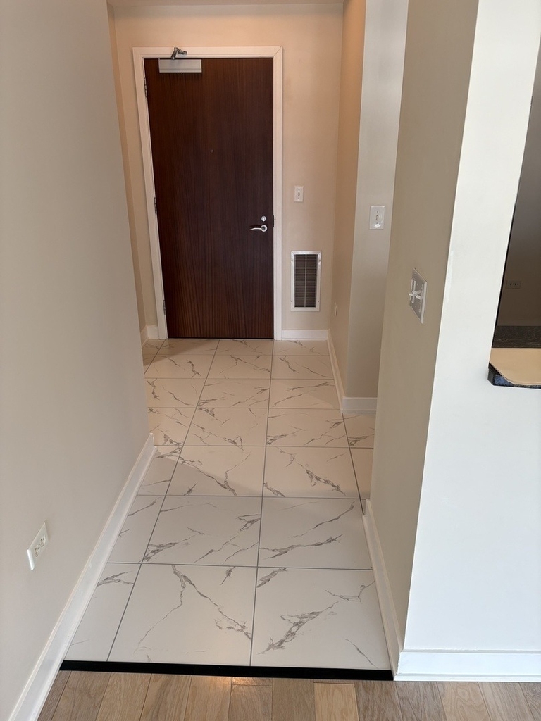 130 N Garland Court - Photo 9