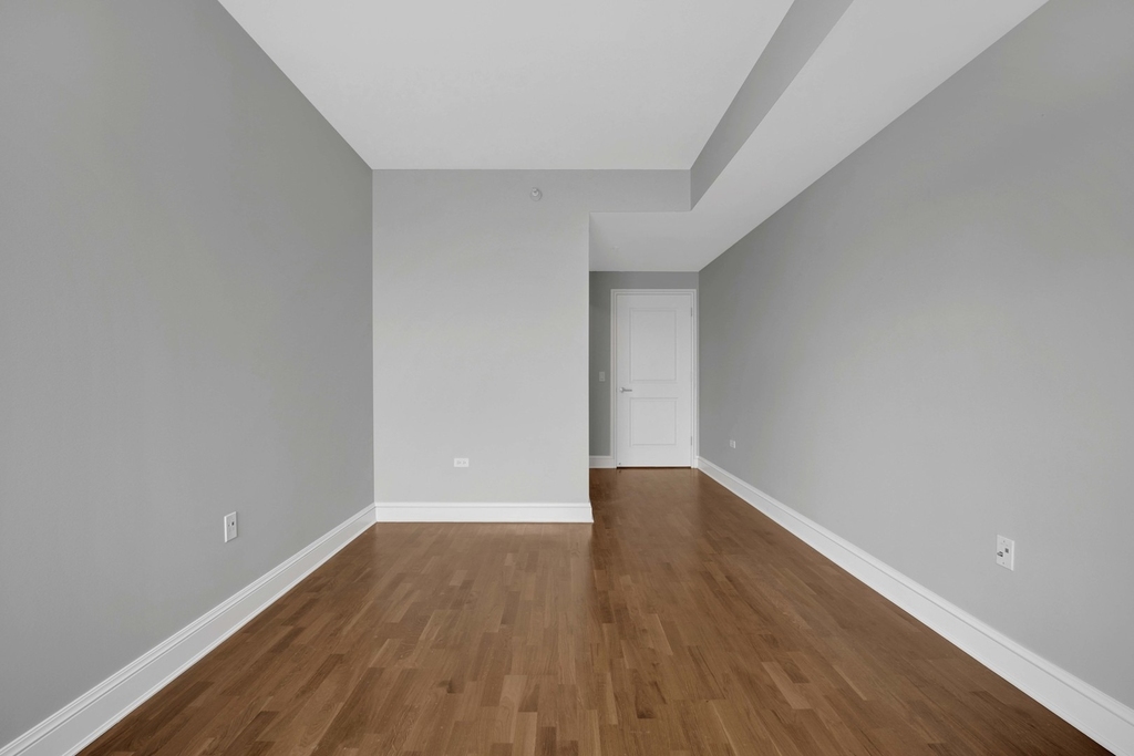 850 N Lake Shore Drive - Photo 18