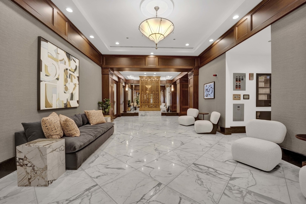 850 N Lake Shore Drive - Photo 33