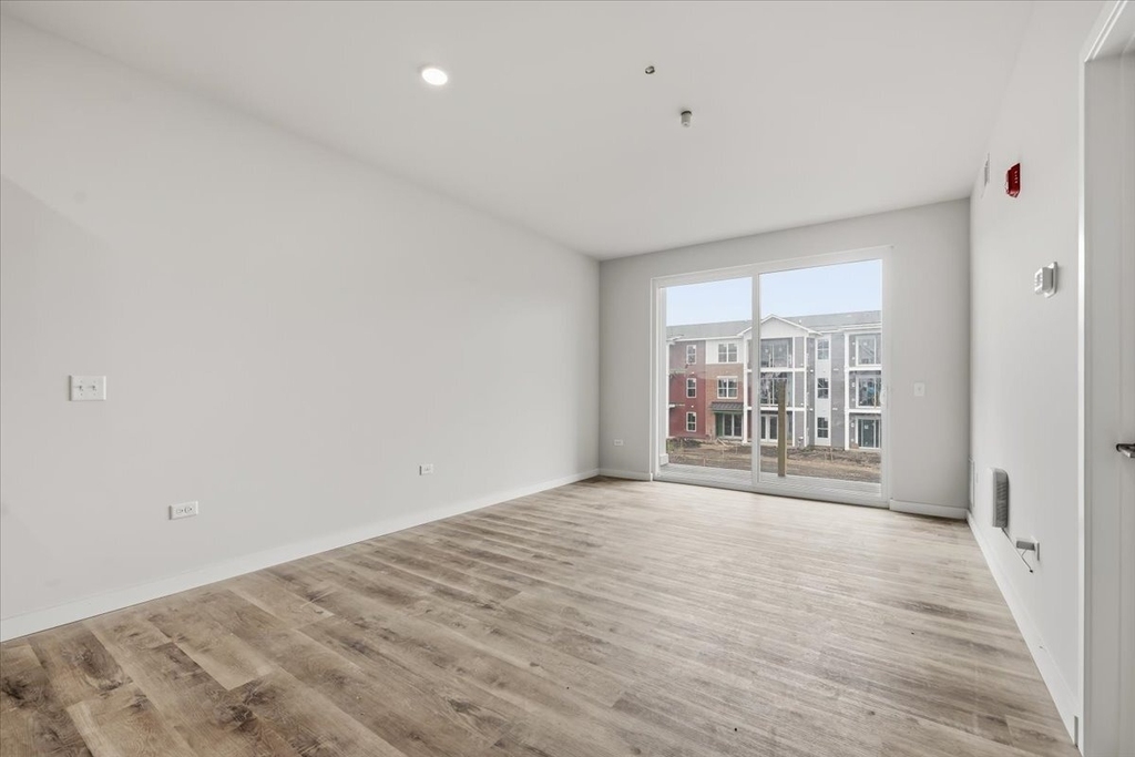 302 Miller Drive - Photo 5