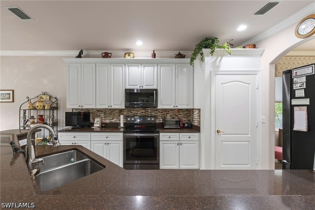9691 Raven Court - Photo 16