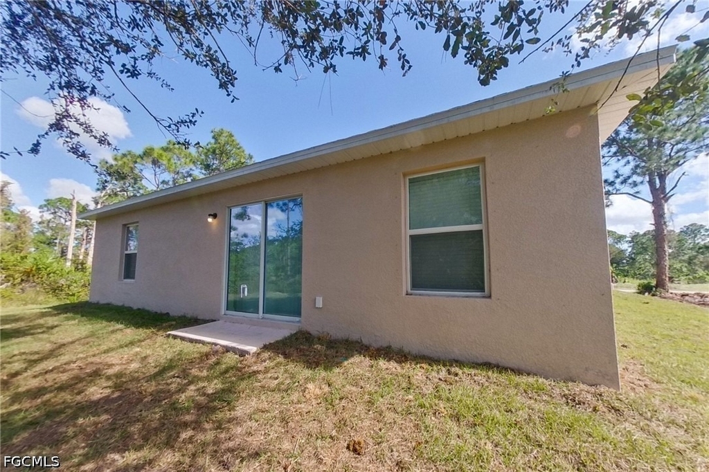 466 Norwood Avenue S - Photo 17