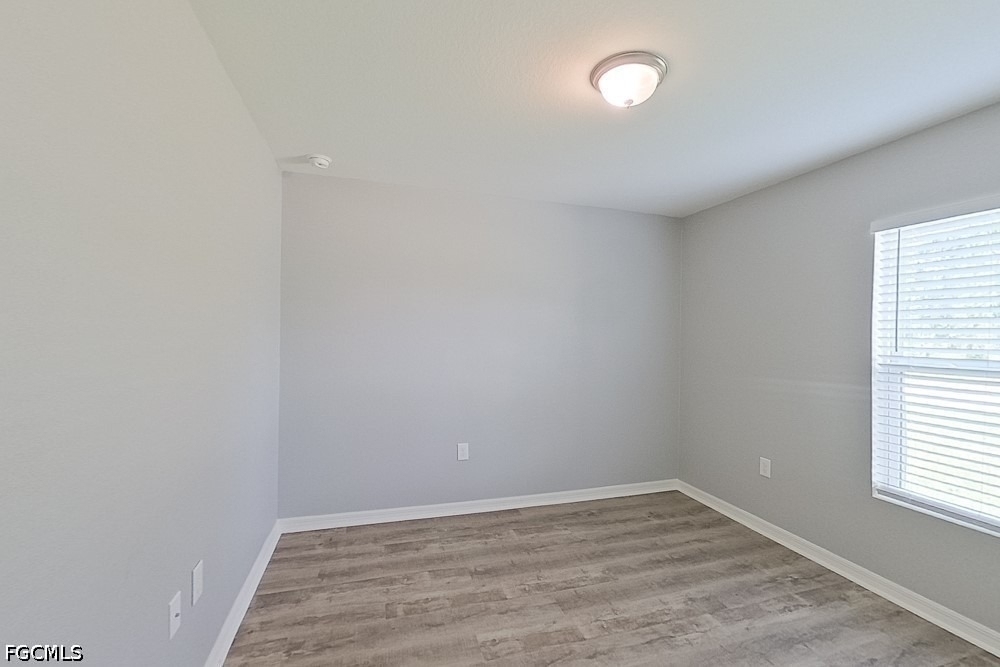 1010 Kaye Street E - Photo 6