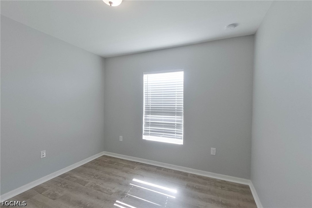 4204 E 5th Street - Photo 16