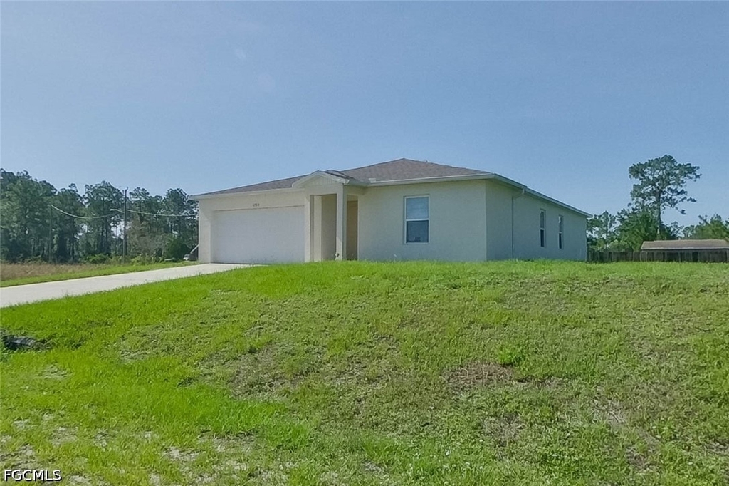 4204 E 5th Street - Photo 1