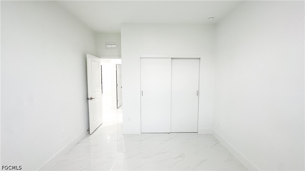 714 Carbon Street E - Photo 11