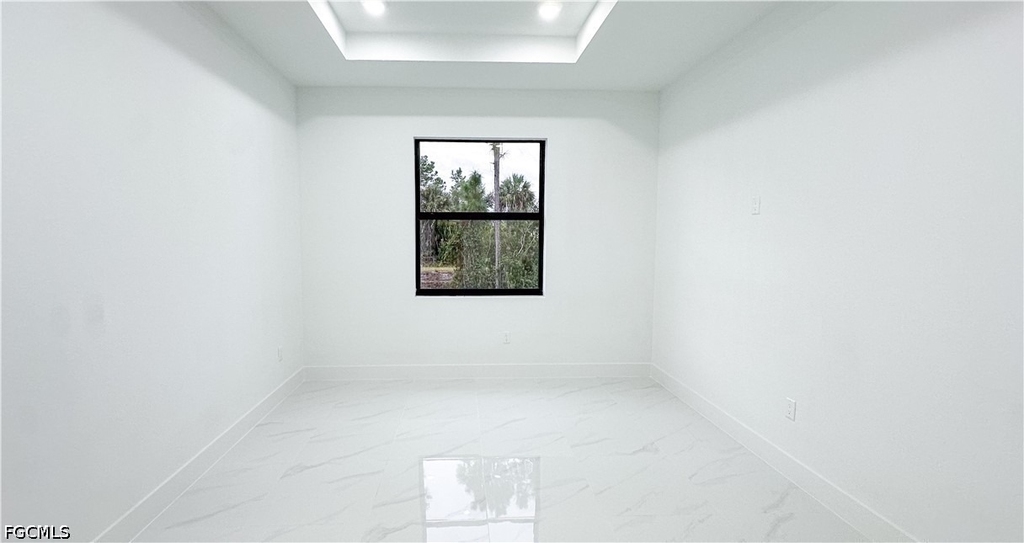 714 Carbon Street E - Photo 19