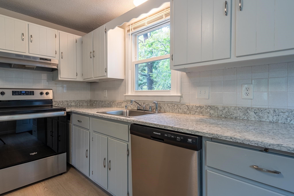 76 Boulder - Photo 7