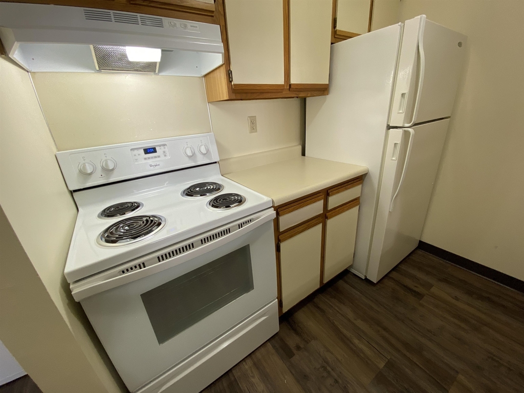 147 Eastern - Photo 6