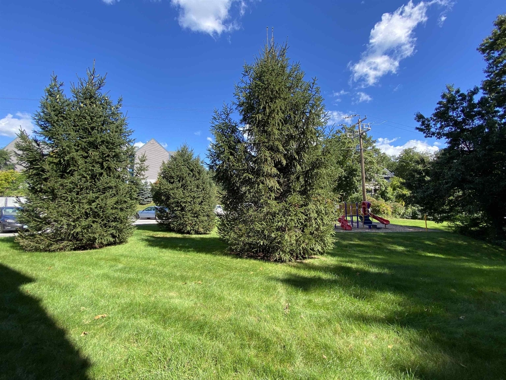 133 Eastern - Photo 38