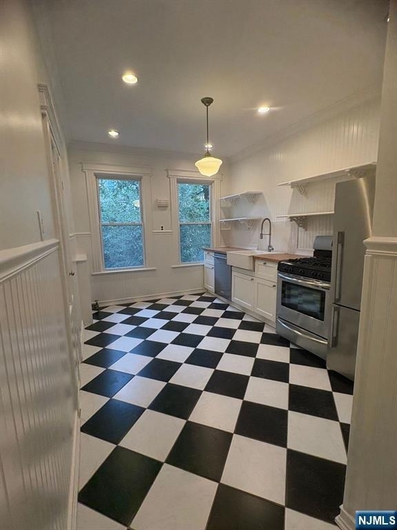 194 Hillside - Photo 9