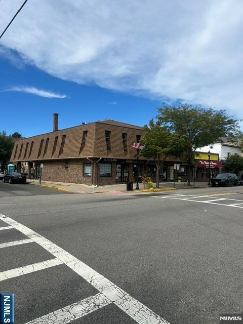 199 Boulevard - Photo 1