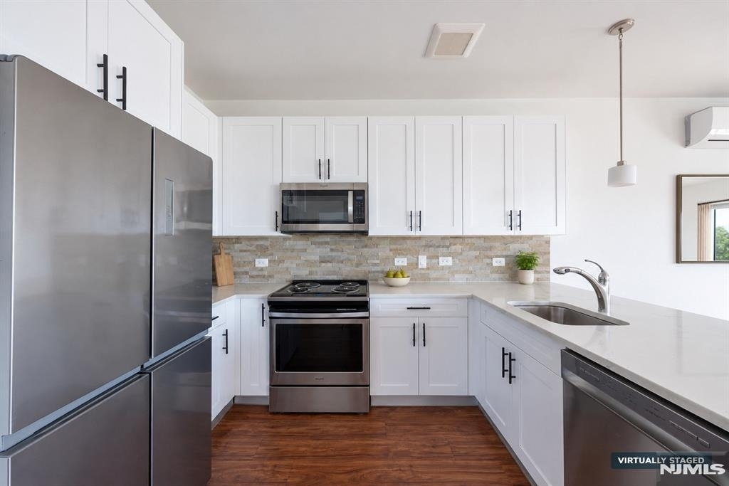 77 Ridge - Photo 1