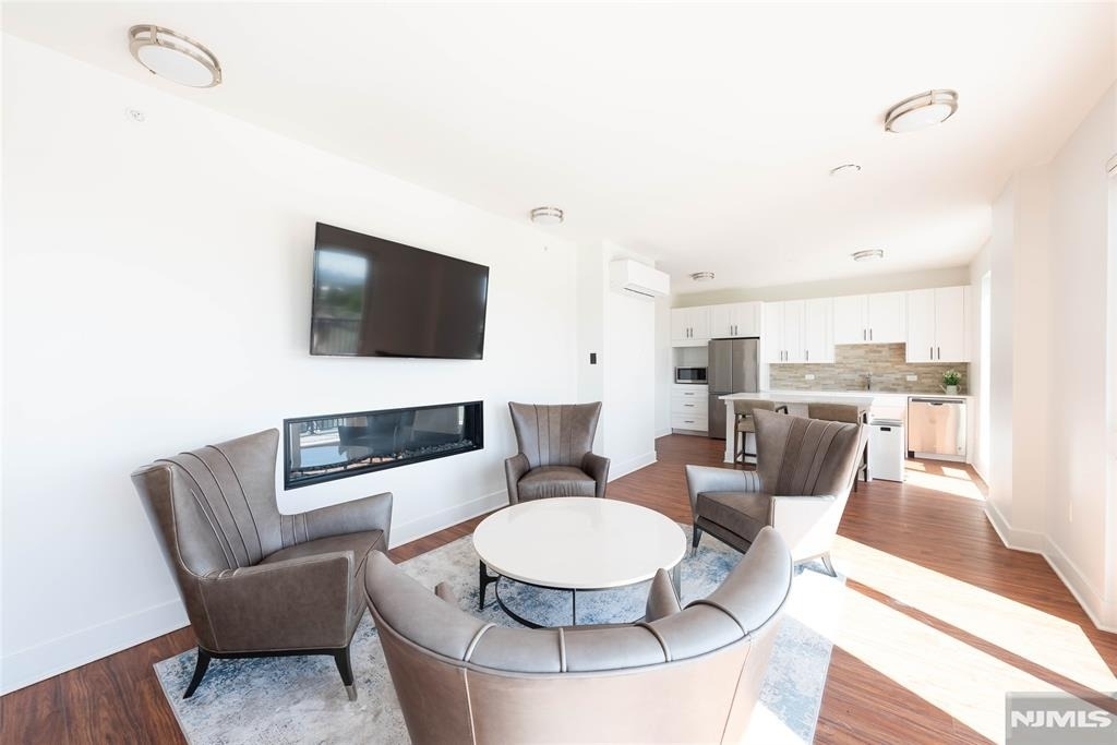 77 Ridge - Photo 14