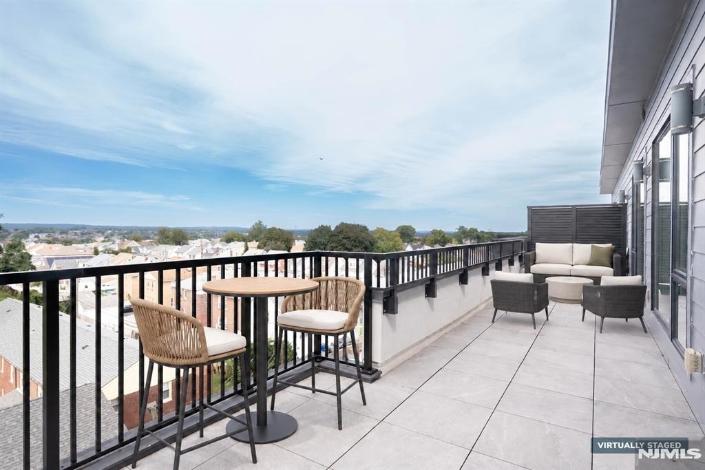 77 Ridge - Photo 8