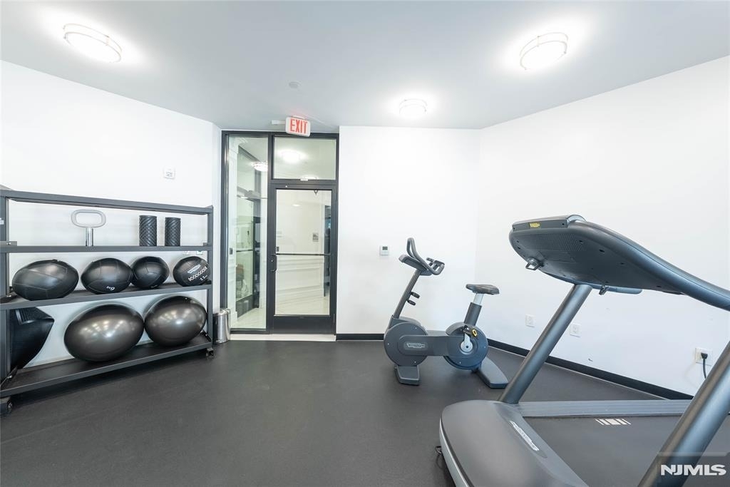 77 Ridge - Photo 12