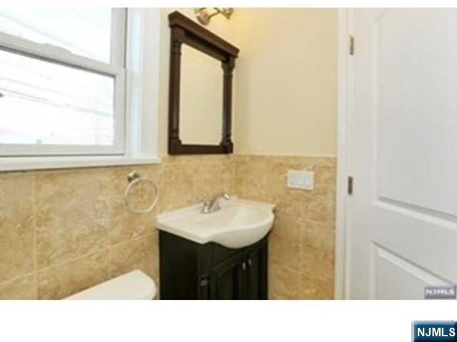 452 Grand - Photo 9