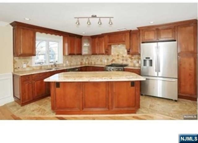 452 Grand - Photo 4