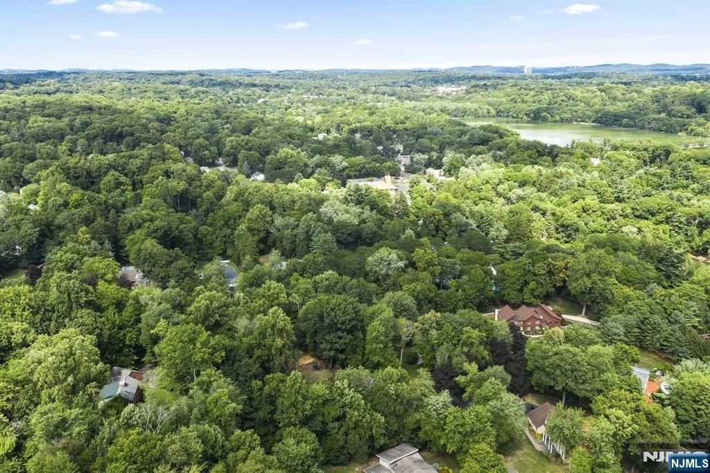 44 W Hill - Photo 32
