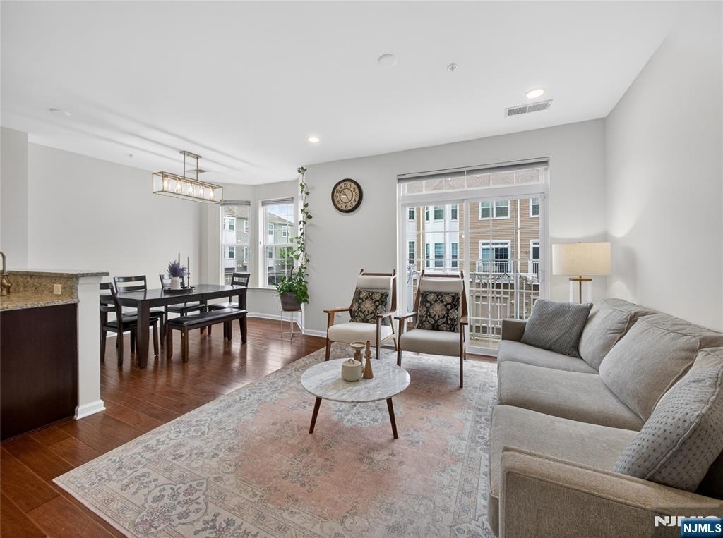 15 Wesmont - Photo 7