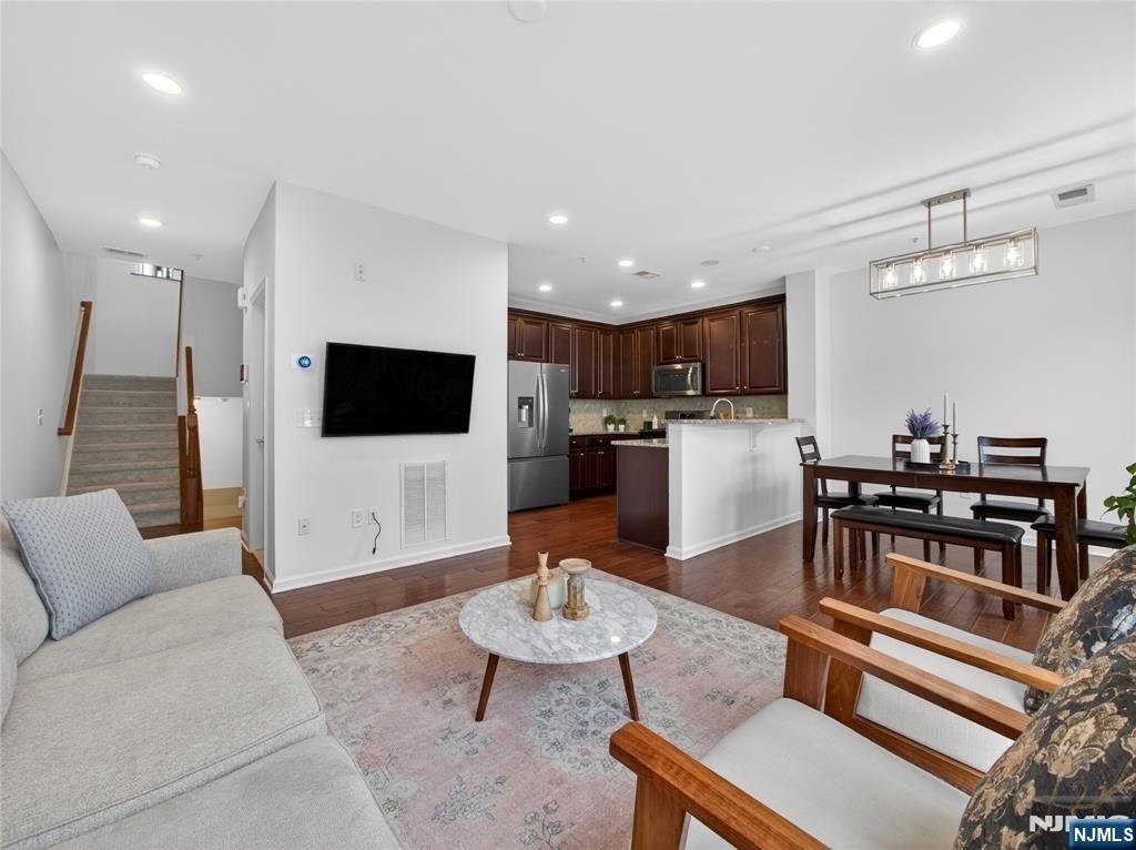 15 Wesmont - Photo 11
