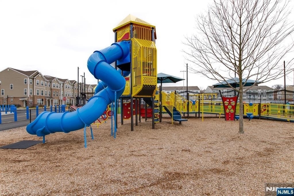 15 Wesmont - Photo 43