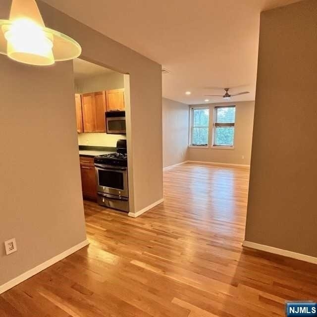 109 Grand - Photo 10