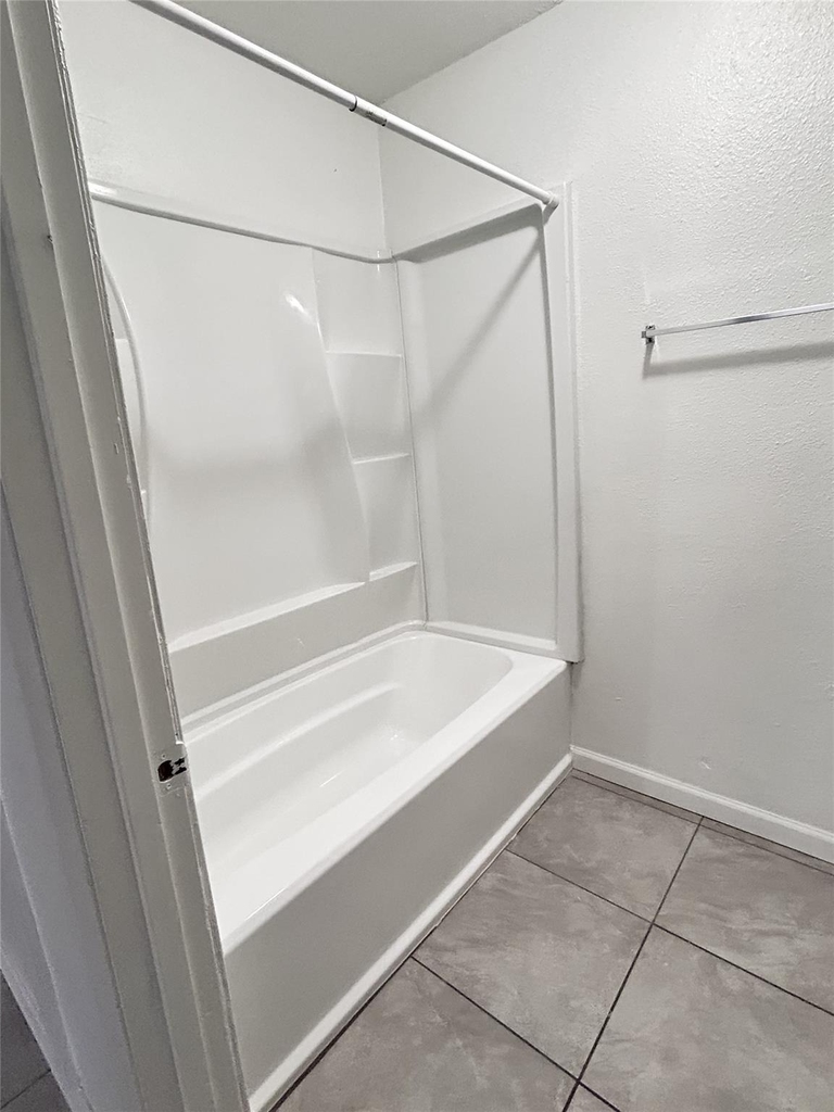 1810 Westbluff Drive - Photo 14