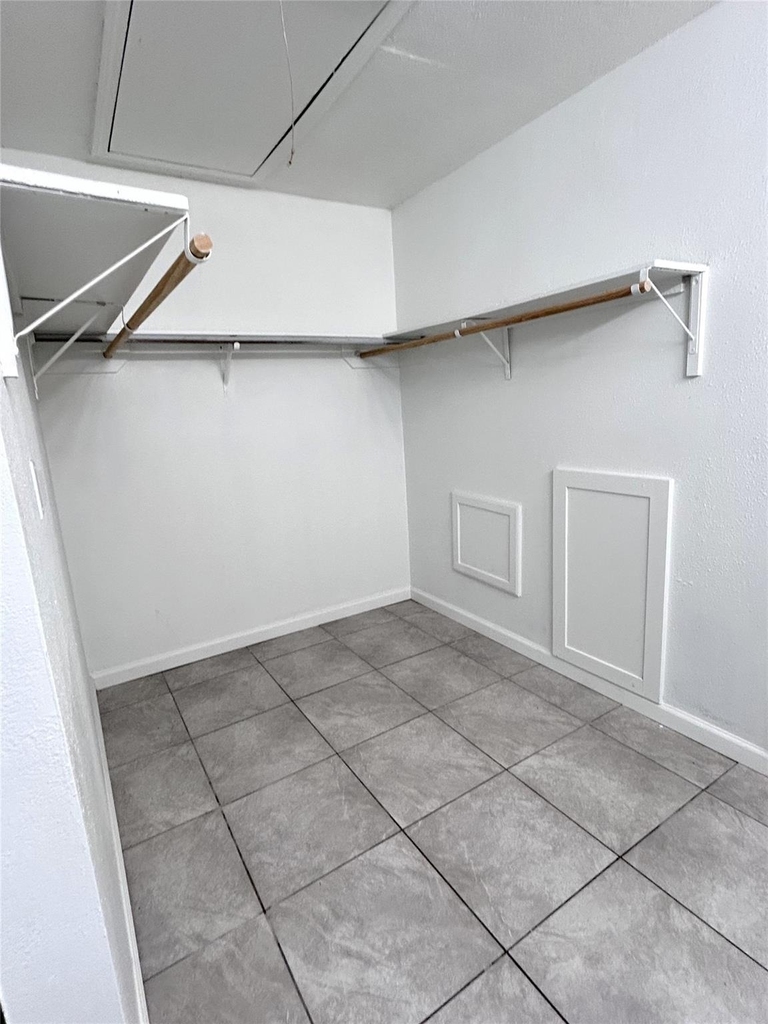 1810 Westbluff Drive - Photo 15