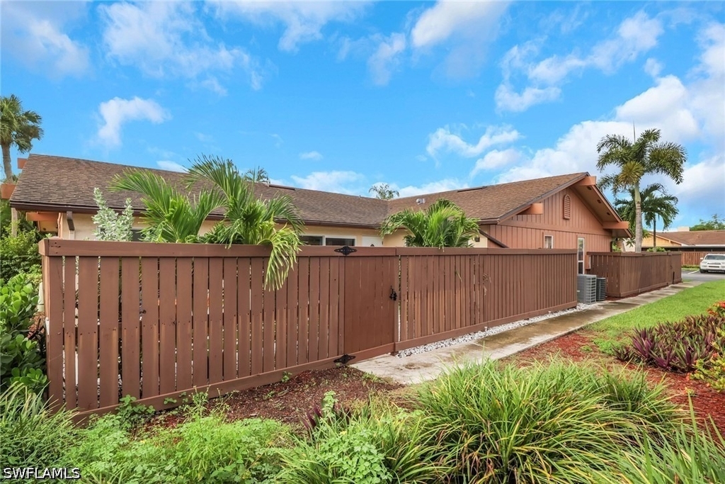 6303 Royal Woods Drive - Photo 4