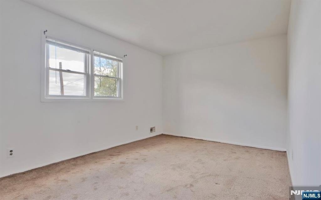 376 Harrison - Photo 6
