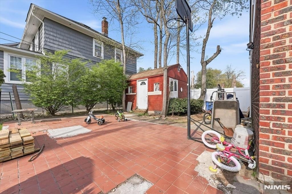 409 Tryon - Photo 30